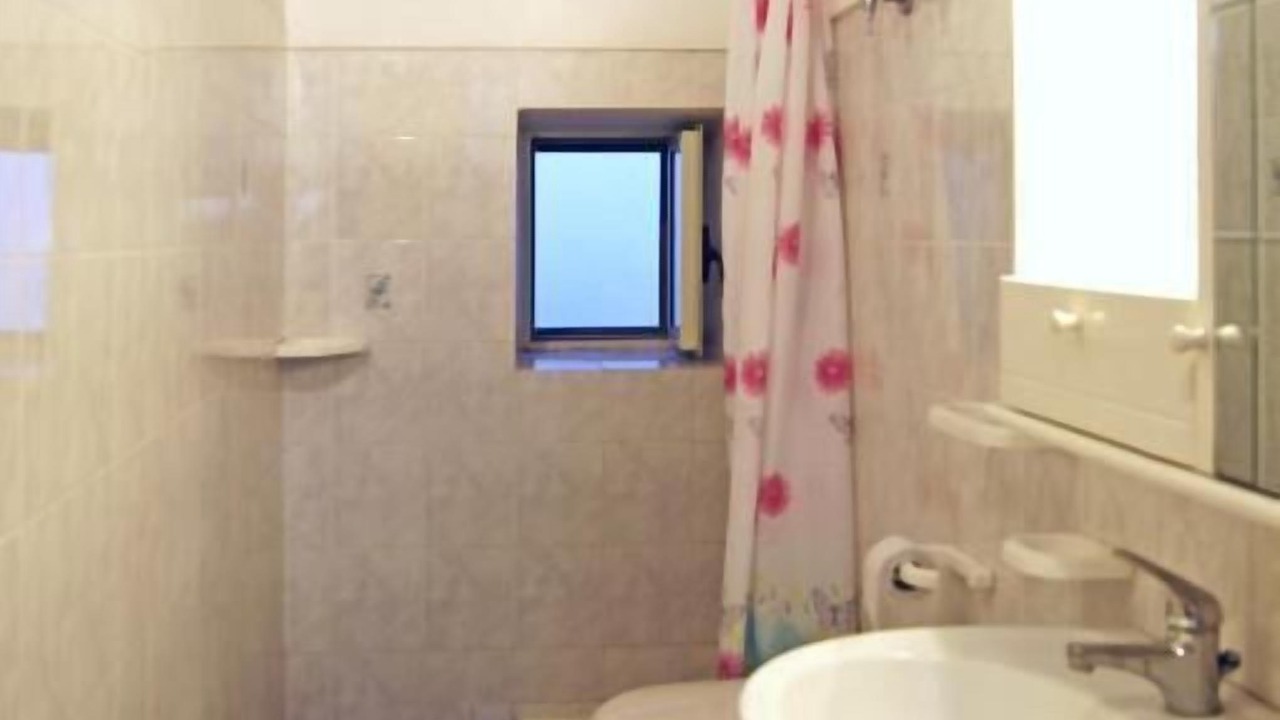 Photo of Bathroom in Kamma