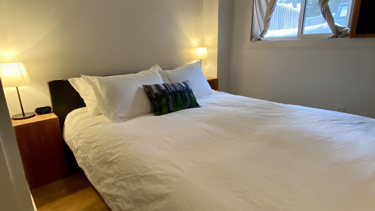Photo of Bedroom in Cougar Creek
