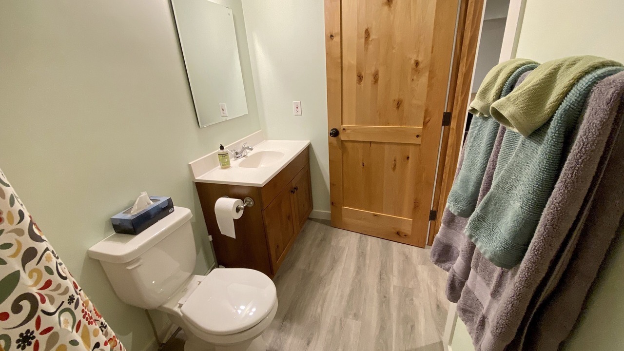 Photo of Bathroom in Cougar Creek