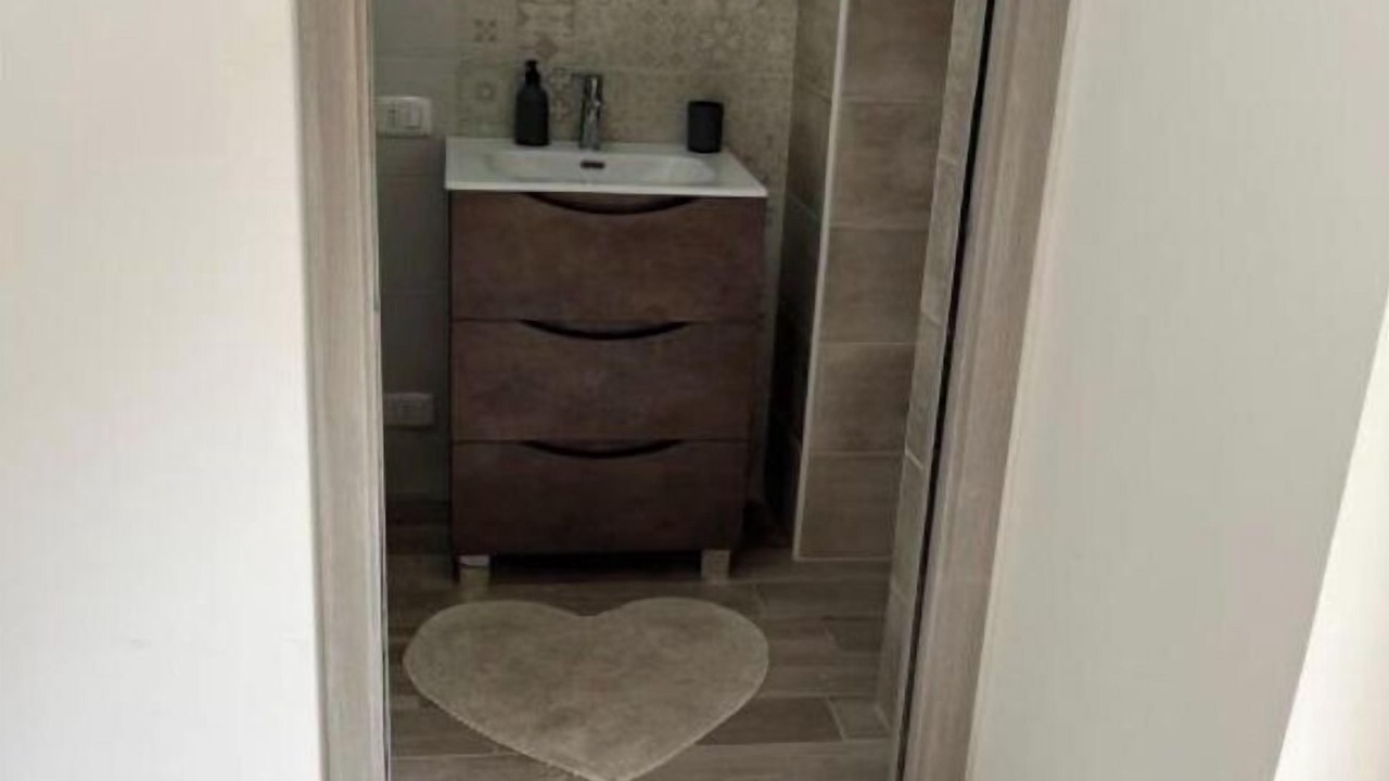 Photo of Bathroom in Gela