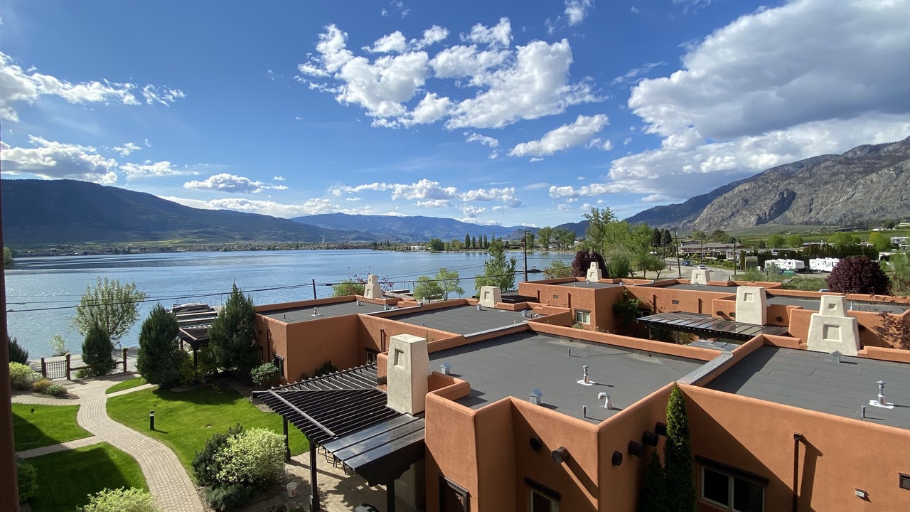 Photo of Patio Balcony in Osoyoos