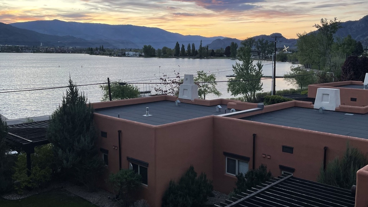 Photo of Patio Balcony in Osoyoos