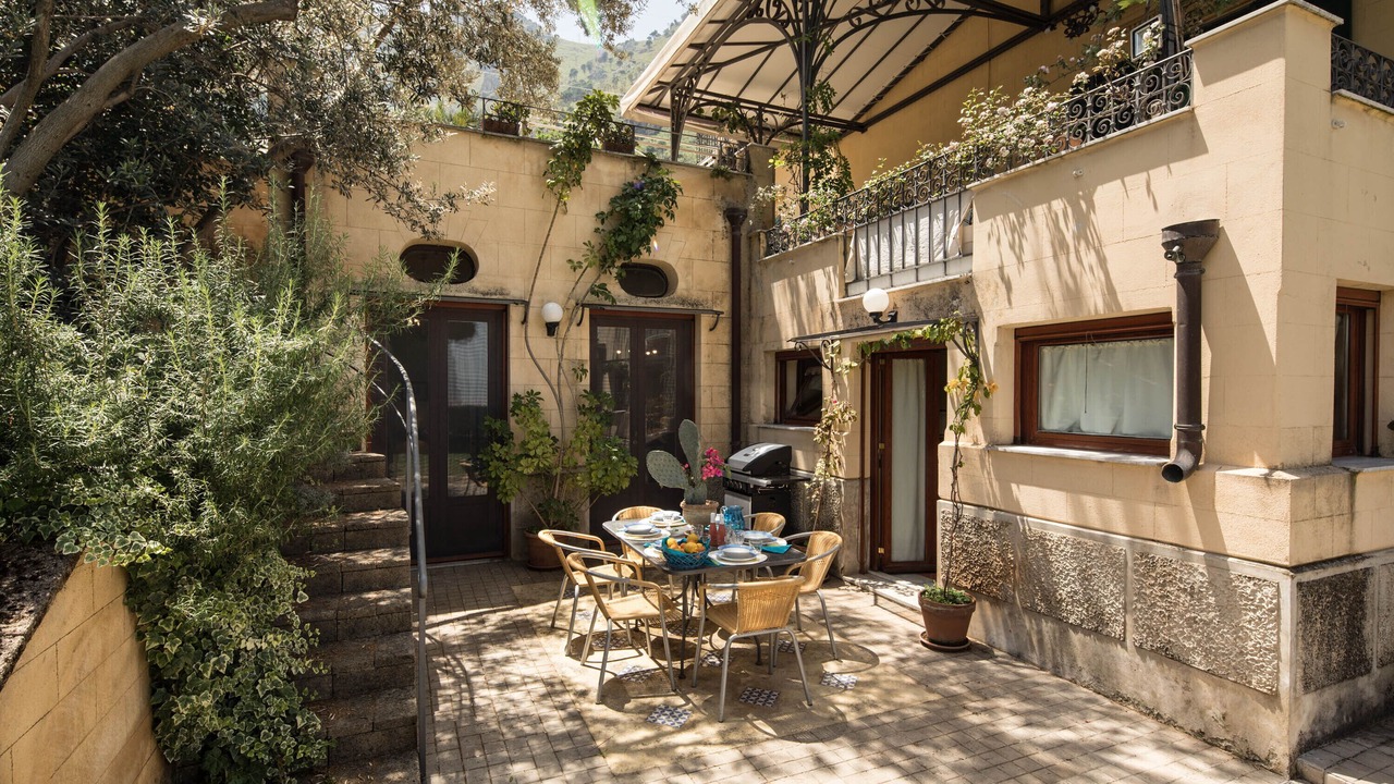 Photo of Outdoor in Palermo