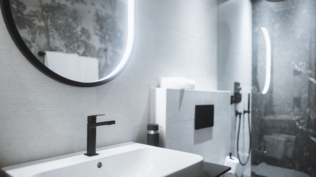 Photo of Bathroom in Lutago