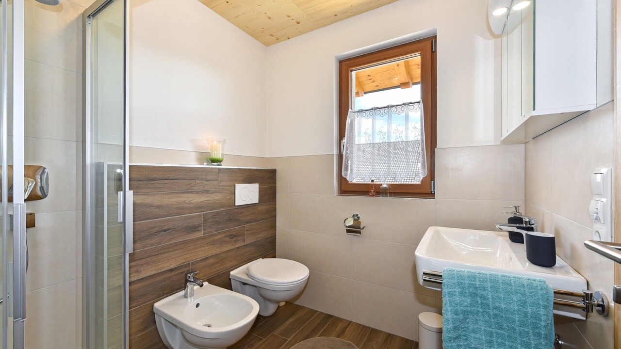 Photo of Bathroom in Racines