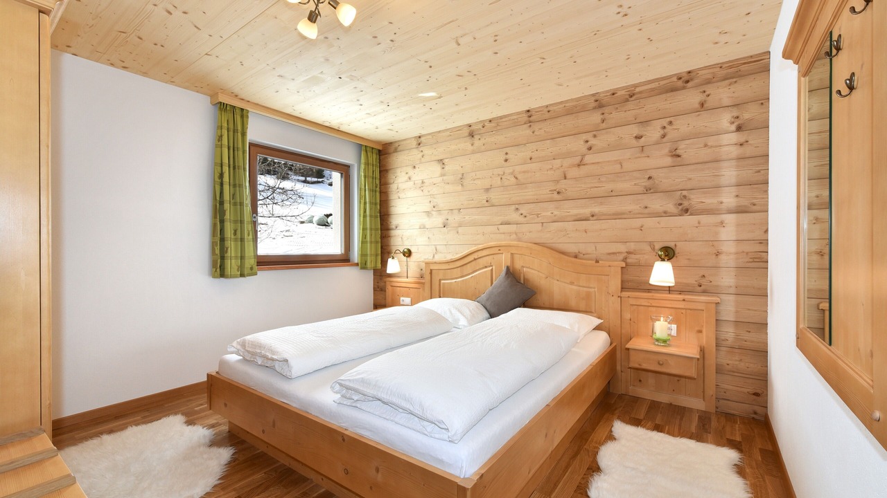 Photo of Bedroom in Racines