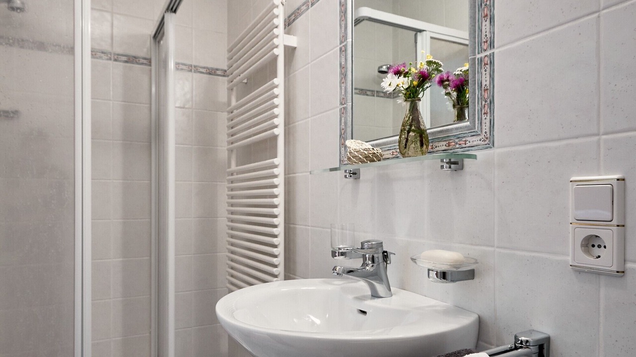 Photo of Bathroom in Racines