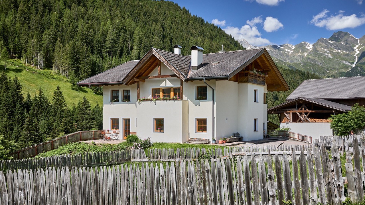 Photo of Outdoor in Racines