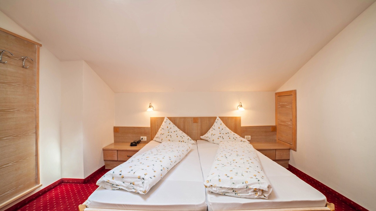 Photo of Bedroom in Schenna