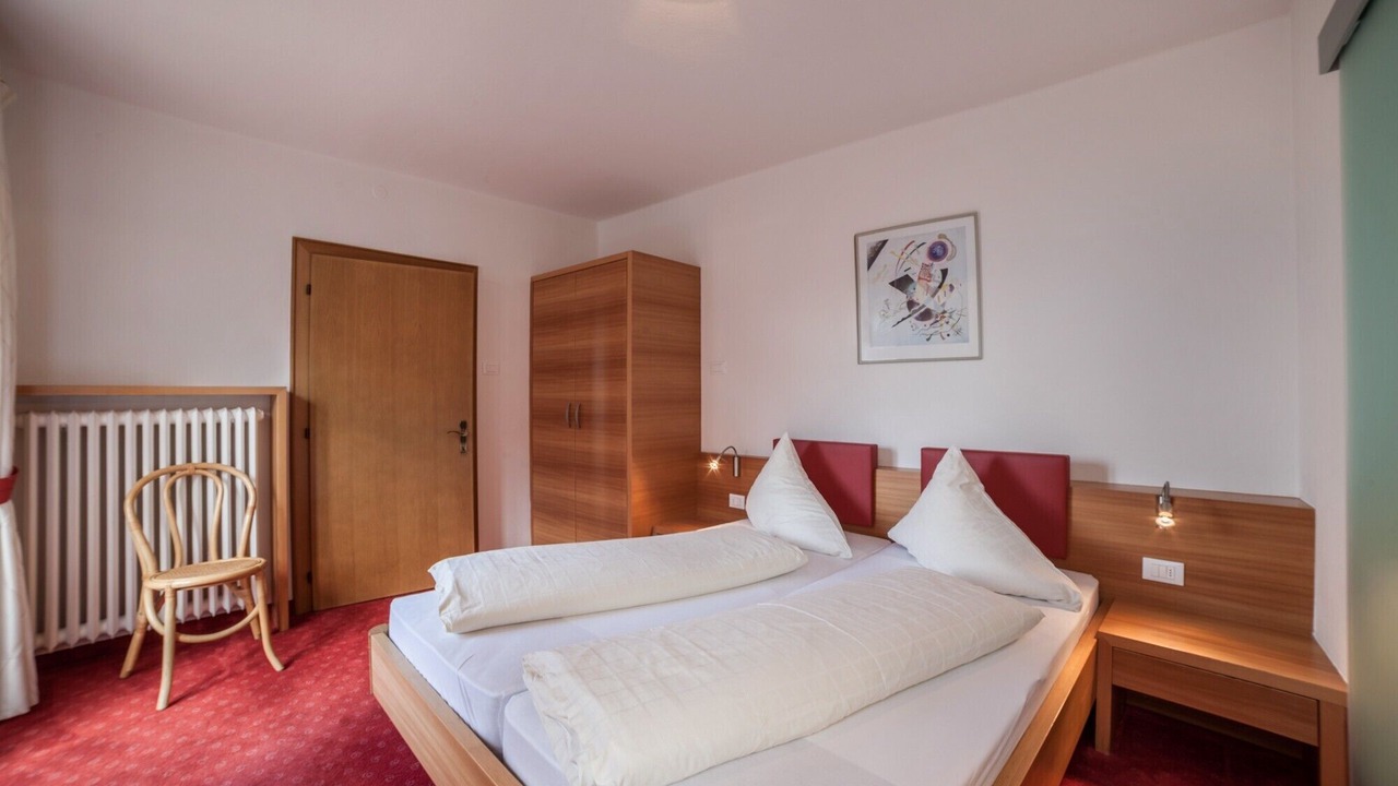 Photo of Bedroom in Schenna