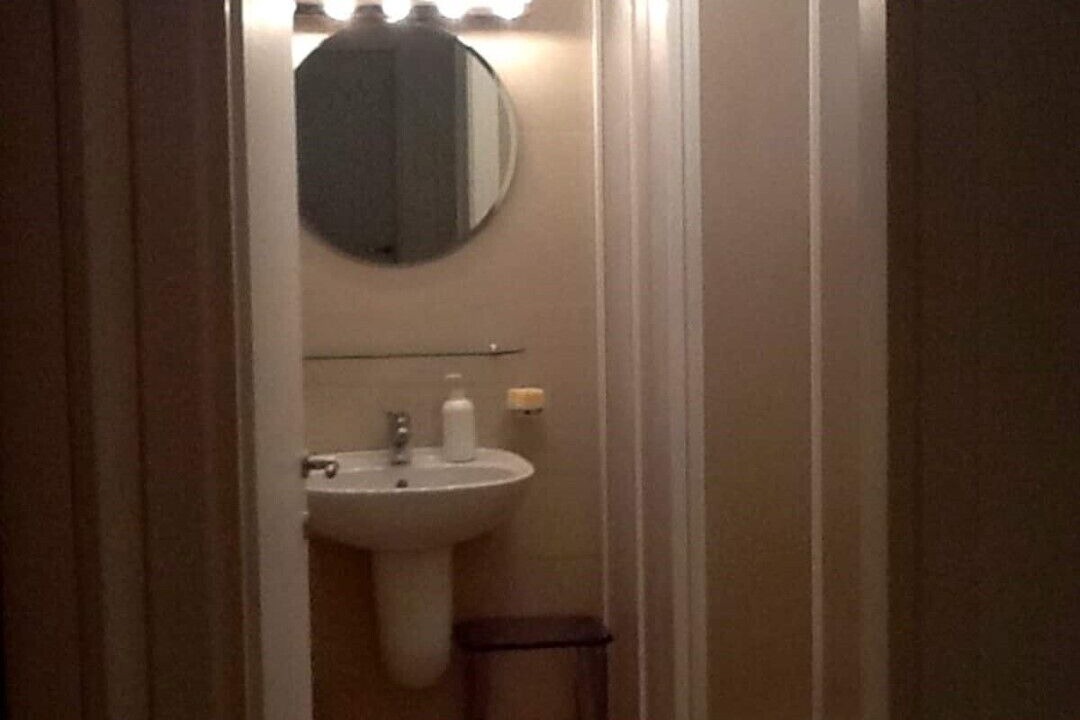 Photo of Bathroom in Gela