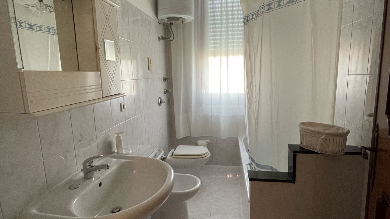 Photo of Bathroom in Rilievo