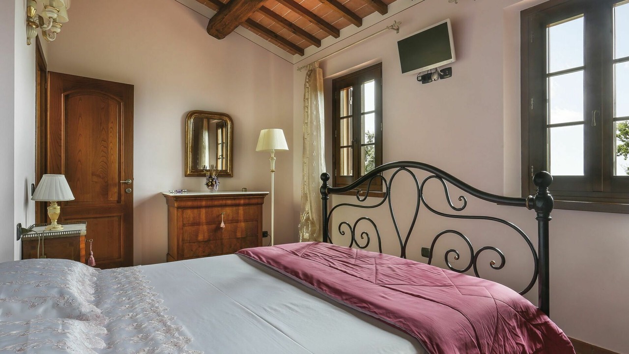 Photo of Others in Margine Coperta-Traversagna