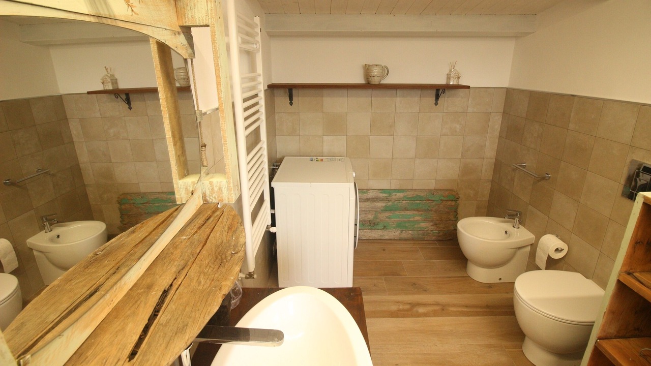 Photo of Bathroom in Lascari
