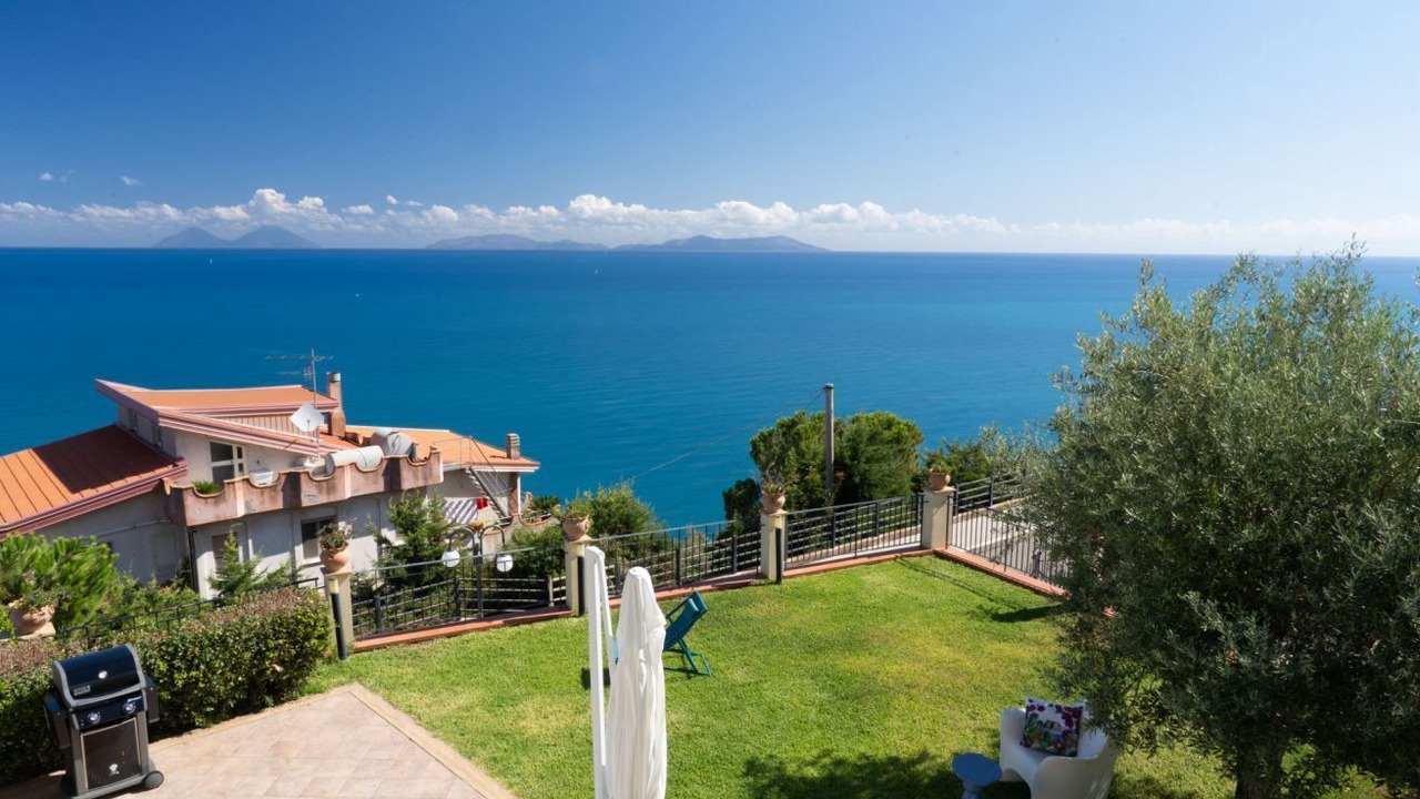 Photo of Patio Balcony in Capo d'Orlando