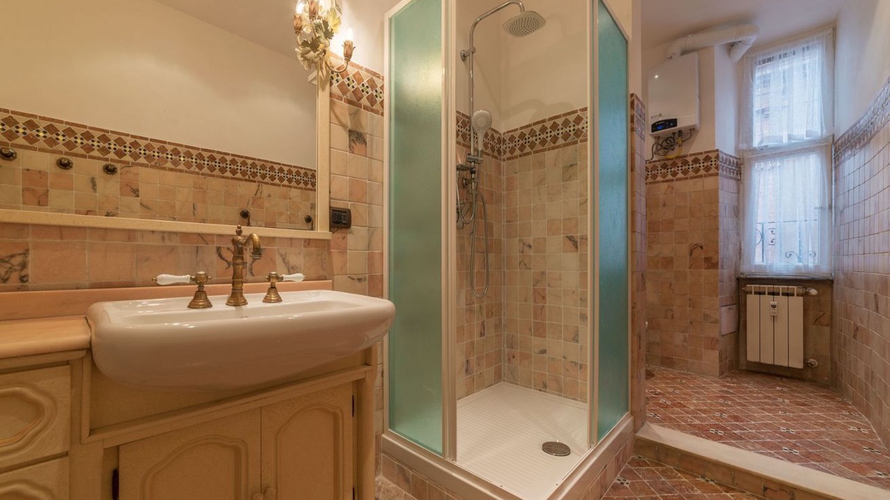 Photo of Bathroom in Testaccio