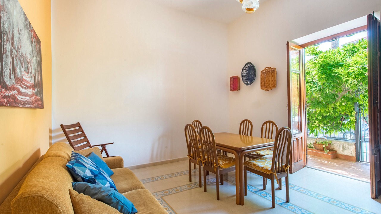 Photo of Livingroom in Mondello