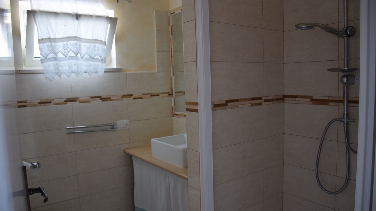 Photo of Bathroom in Latina Lido