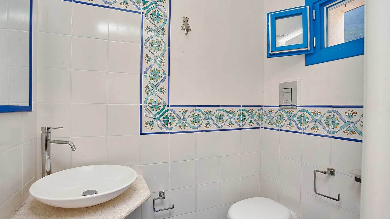 Photo of Bathroom in Marettimo