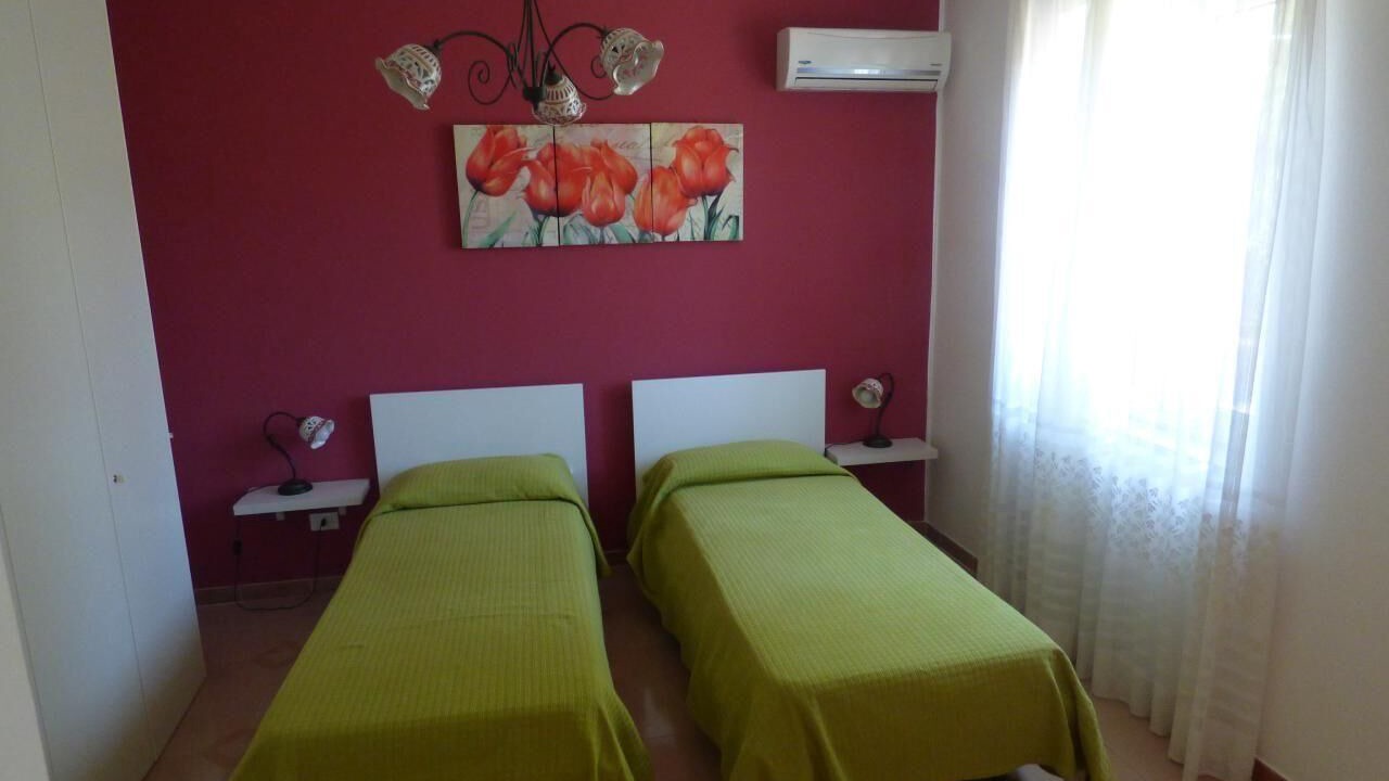 Photo of Bedroom in Patti
