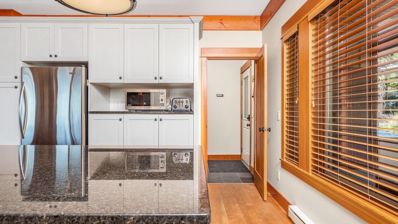 Photo of Bedroom in Silver Star Mountain
