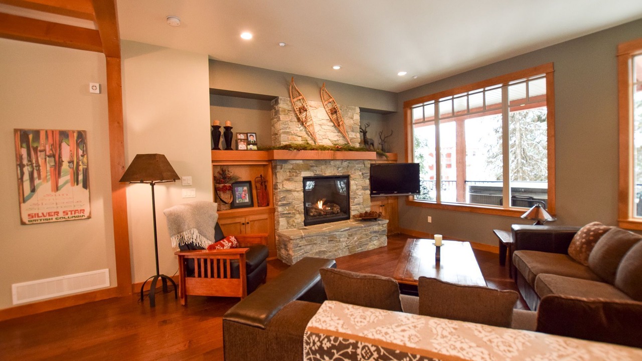 Photo of Livingroom in Silver Star Mountain