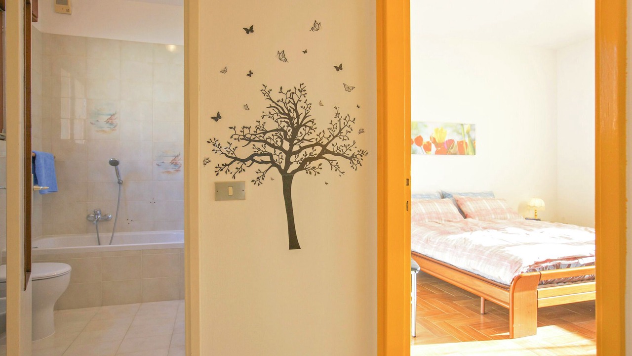 Photo of Bedroom in Cannobio