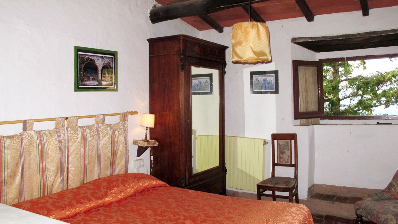 Photo of Bedroom in Castelfranco di Sopra