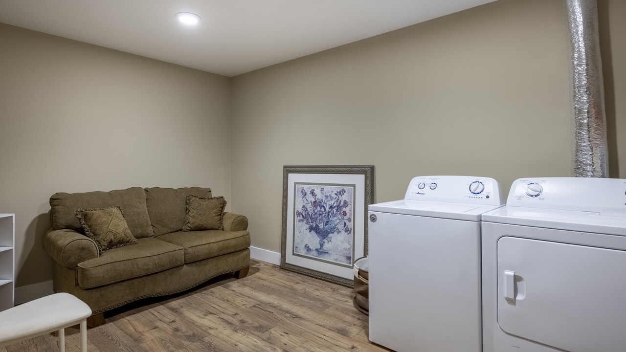 Photo of Bedroom in Okanagan Centre