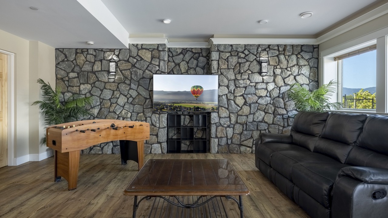 Photo of Bedroom in Okanagan Centre