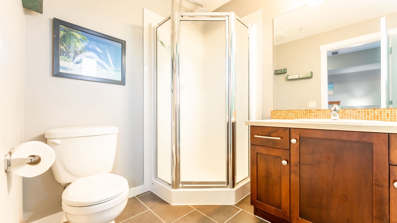 Photo of Bathroom in Osoyoos