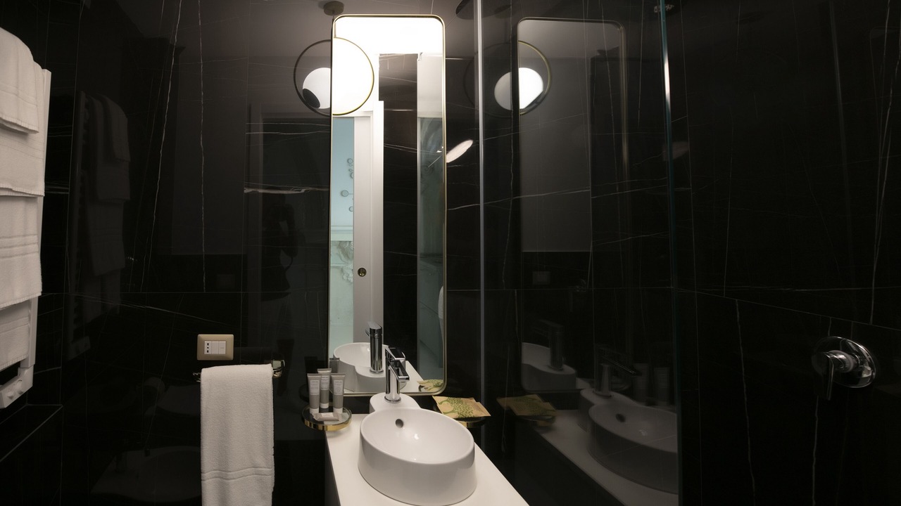 Photo of Bathroom in Trapani City Centre