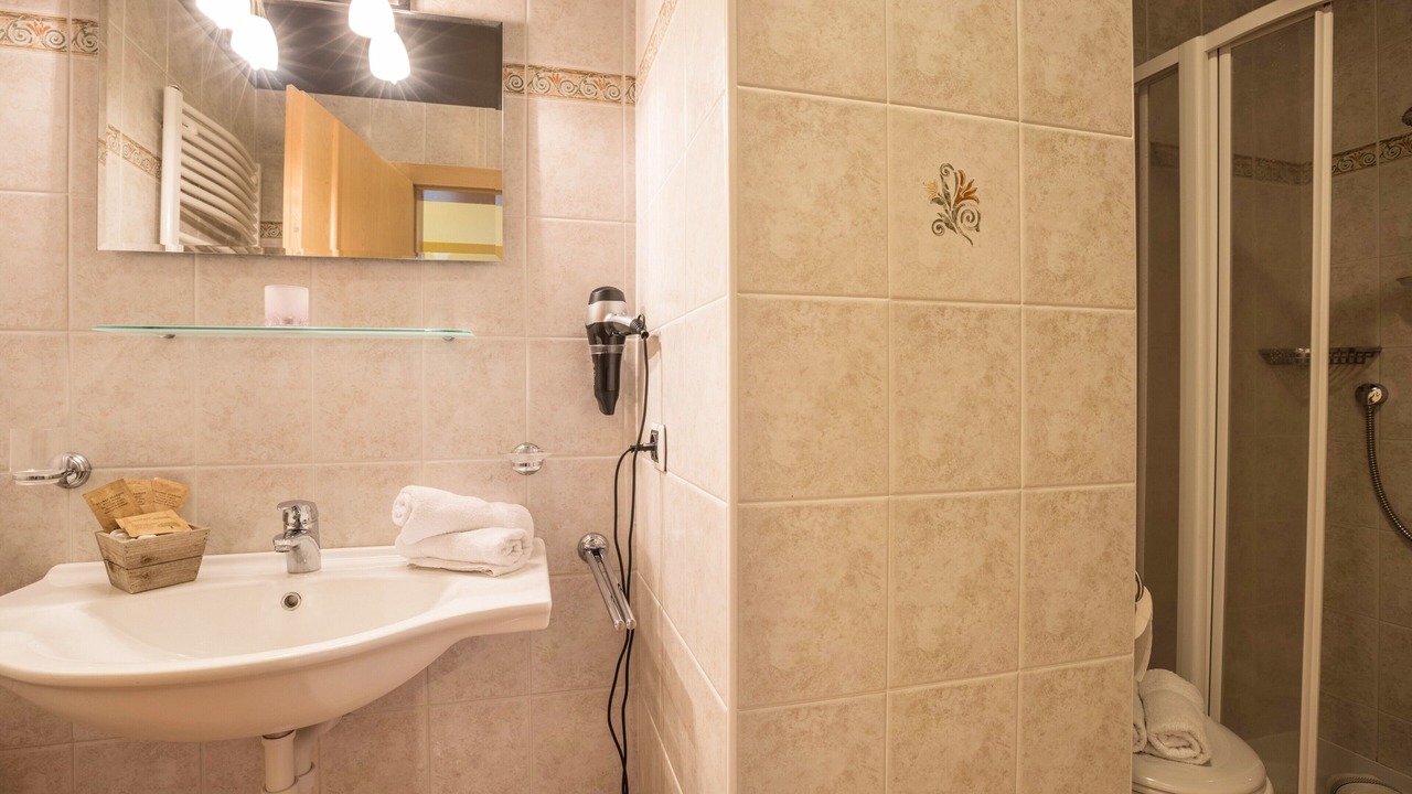 Photo of Bathroom in Parrocchia di San Sigismondo