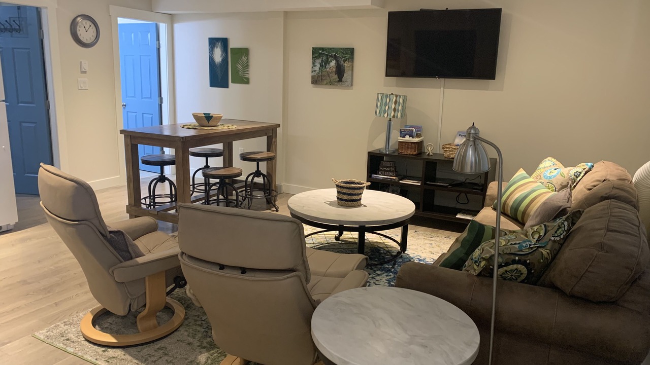 Photo of Livingroom in Okanagan-Similkameen