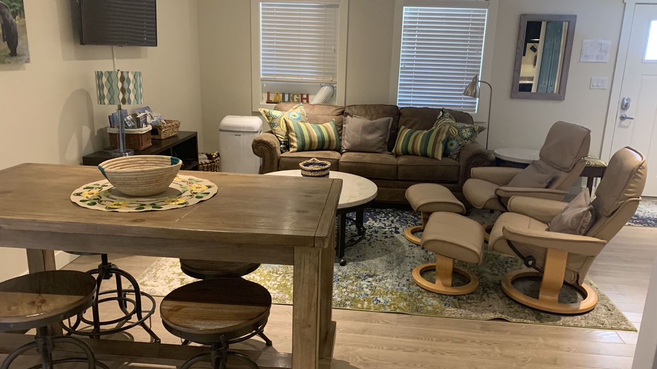 Photo of Livingroom in Okanagan-Similkameen