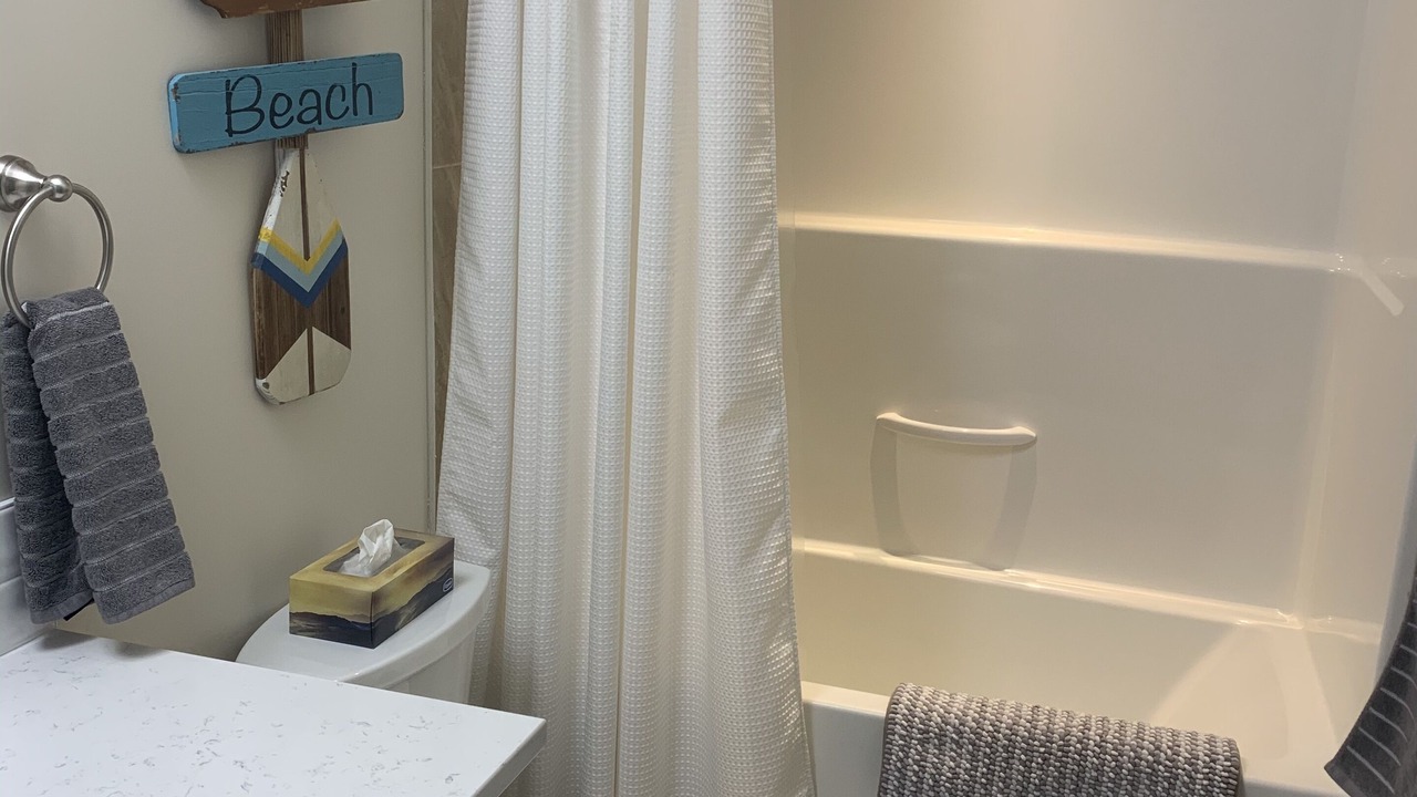 Photo of Bathroom in Okanagan-Similkameen