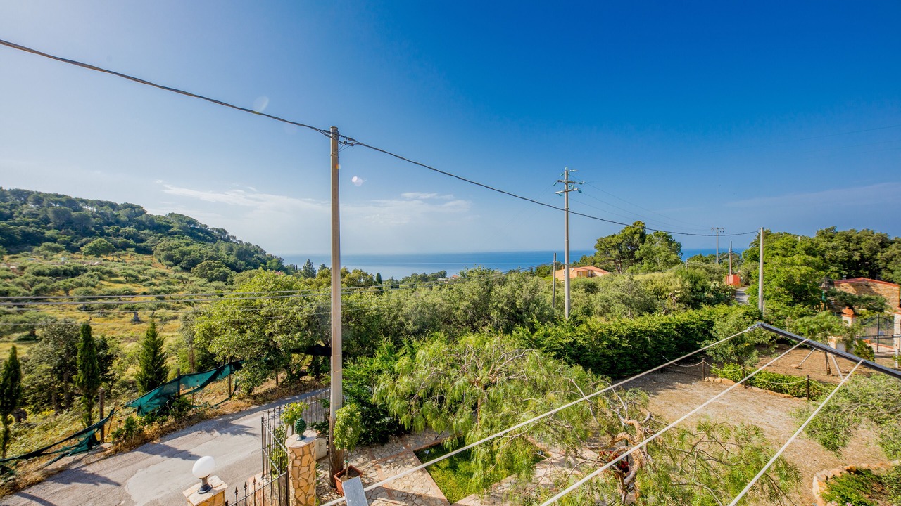 Photo of Others in Cefalu