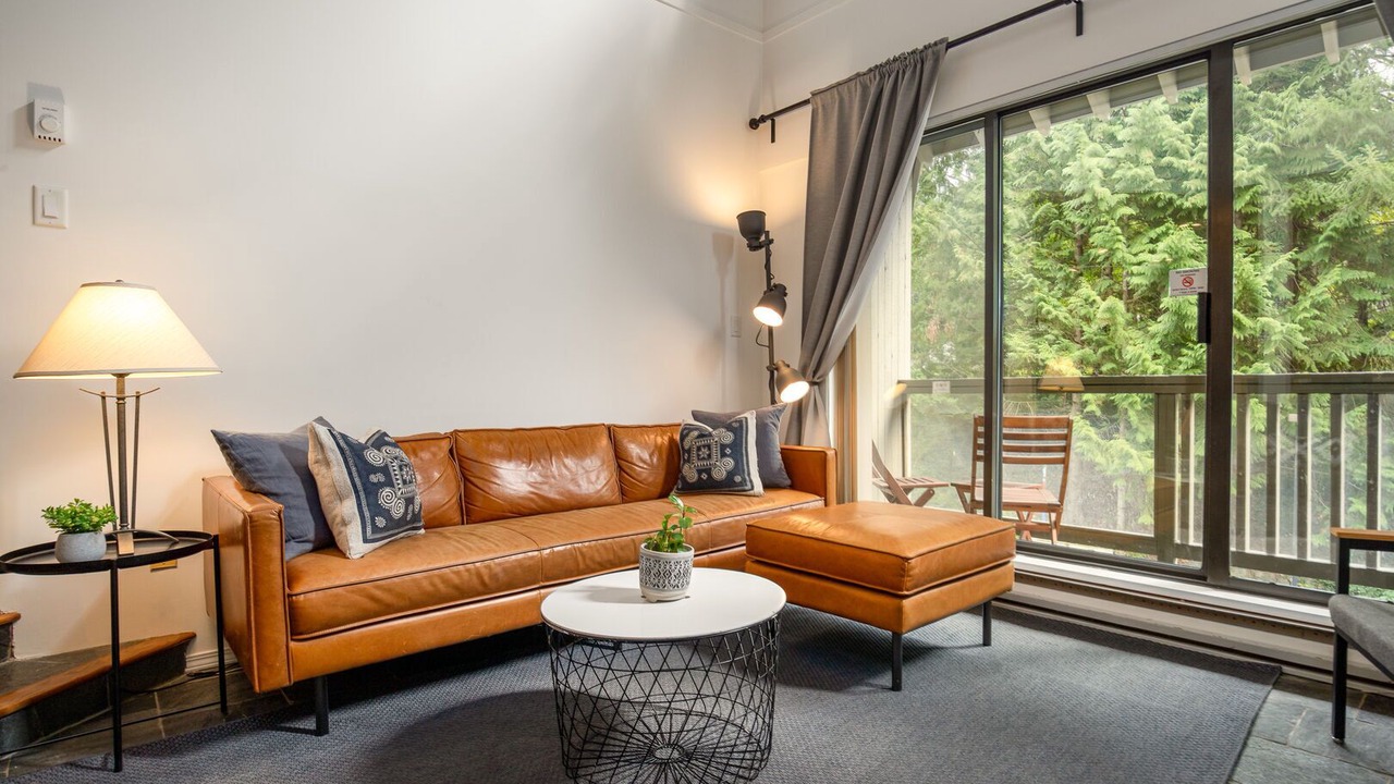 Photo of Livingroom in Upper Village