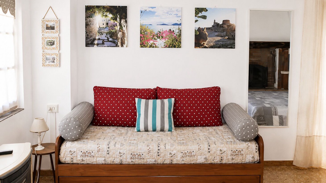 Photo of Bedroom in Castelnuovo Magra