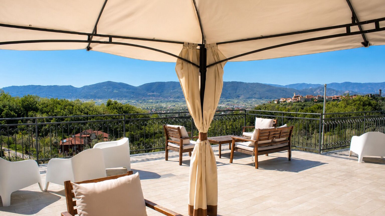 Photo of Patio Balcony in Castelnuovo Magra