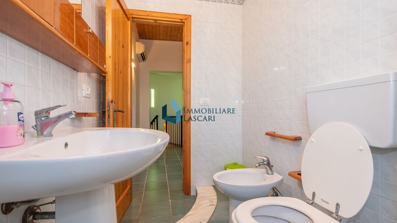 Photo of Bathroom in Gorgo Lungo