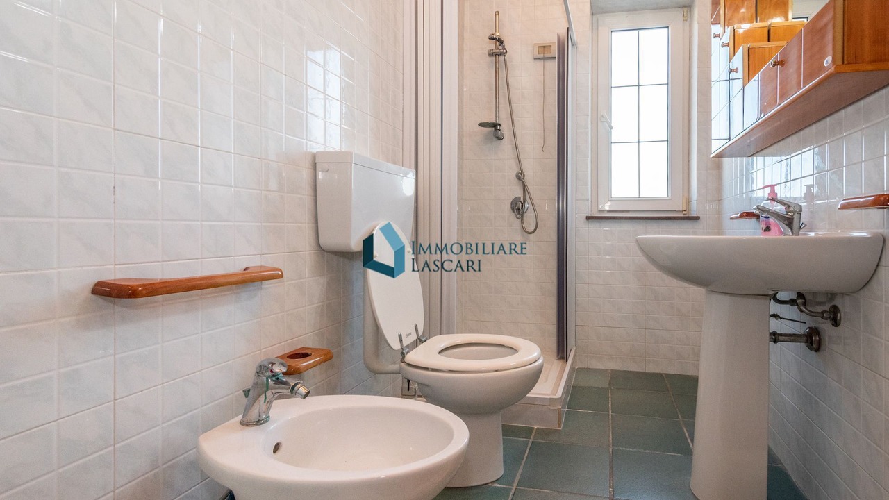 Photo of Bathroom in Gorgo Lungo