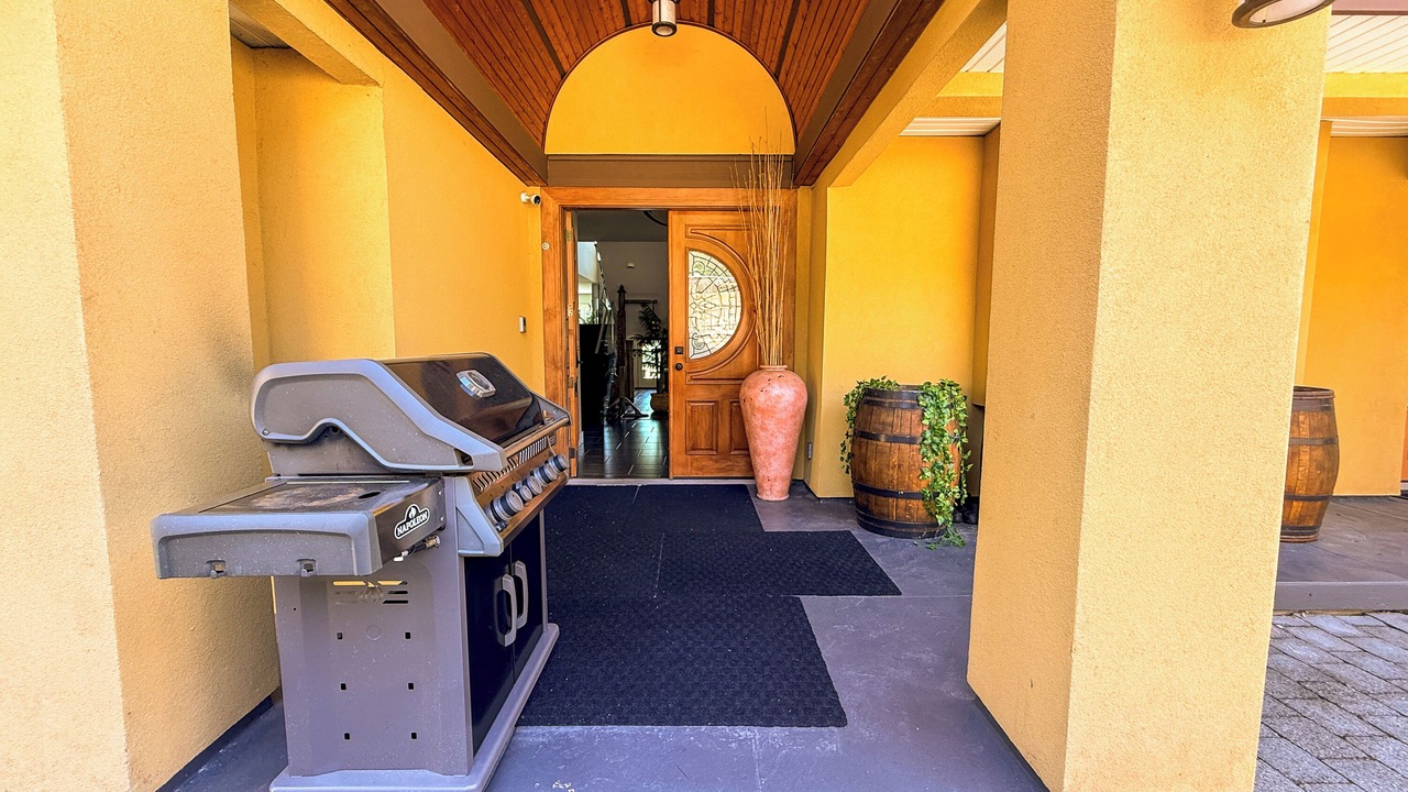 Photo of Patio Balcony in District of North Vancouver