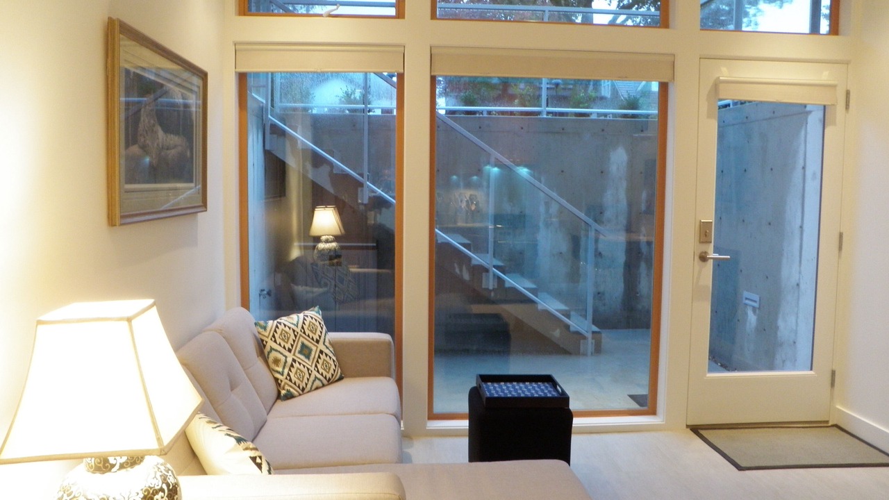 Photo of Livingroom in Riley Park-Little Mountain