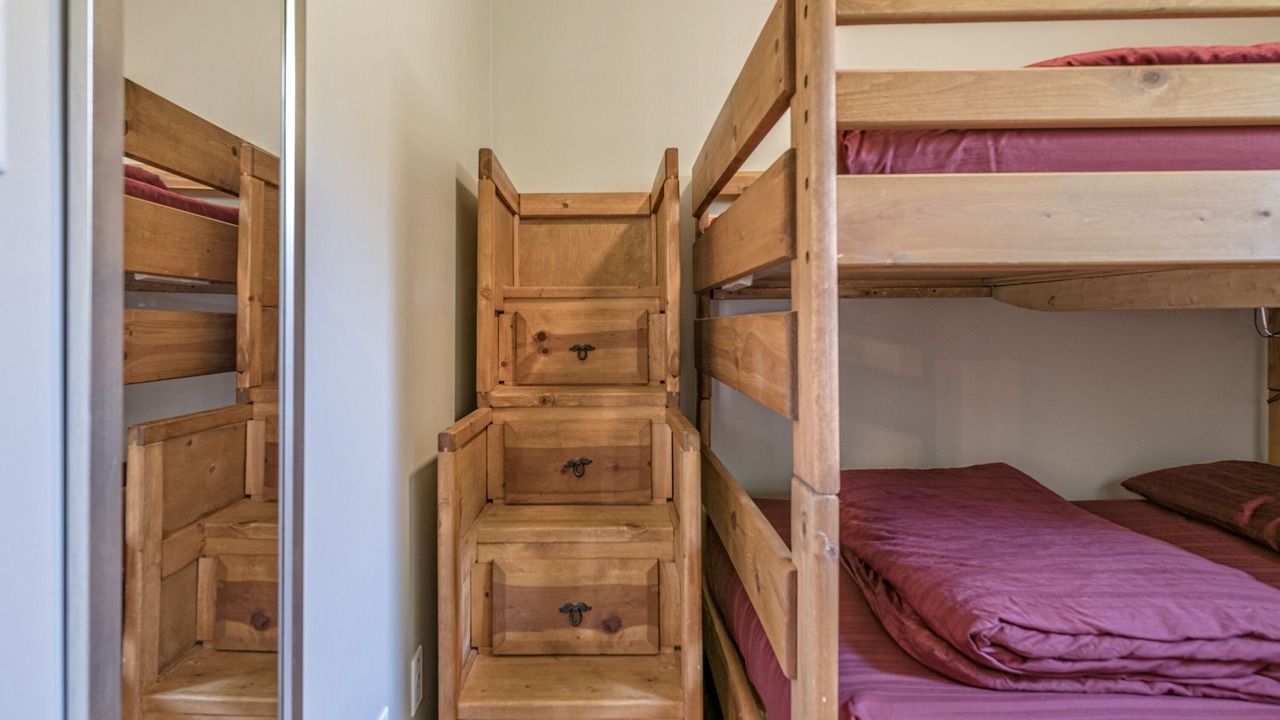 Photo of Bedroom in Silver Star Mountain
