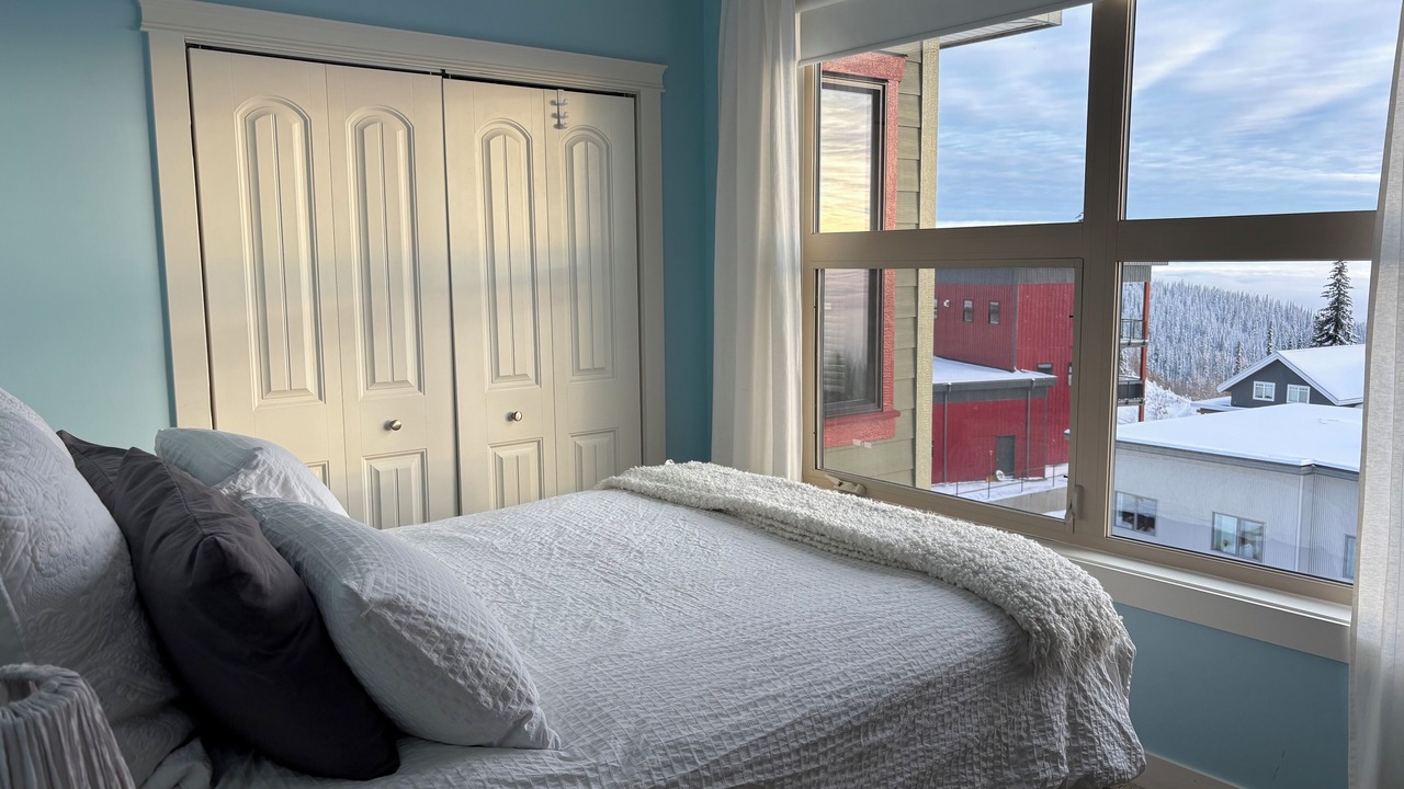 Photo of Bedroom in Silver Star Mountain