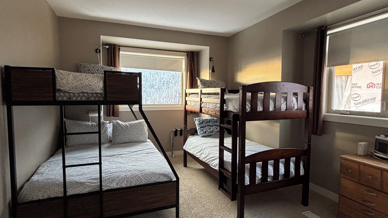 Photo of Bedroom in Silver Star Mountain
