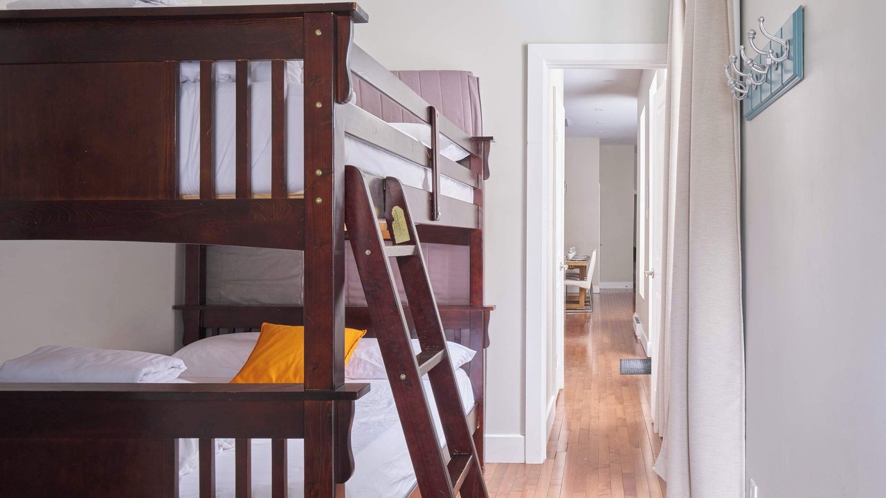 Photo of Bedroom in Plateau Mont Royal