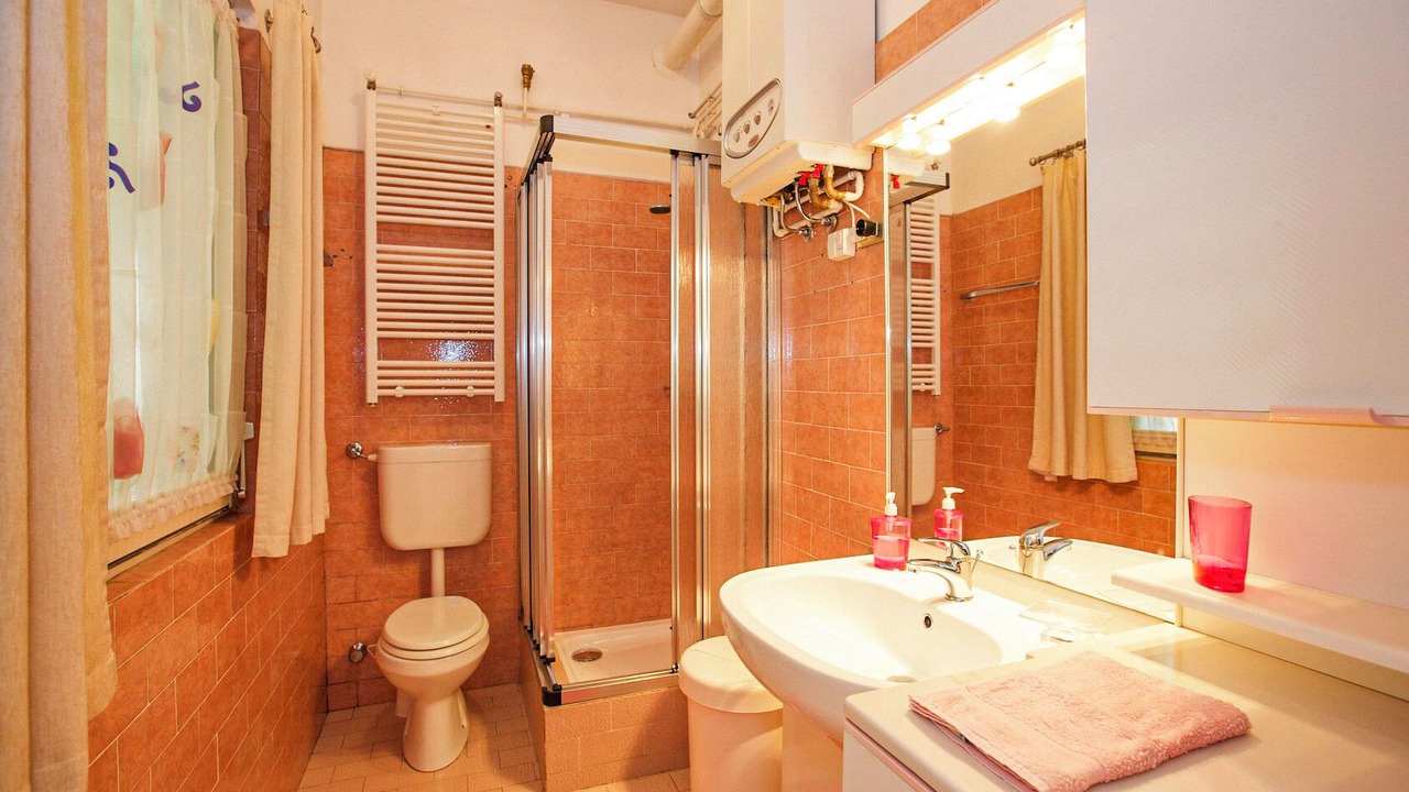 Photo of Bathroom in Cannobio