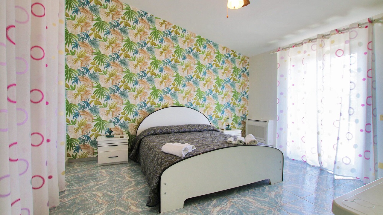 Photo of Bedroom in Campofelice di Roccella